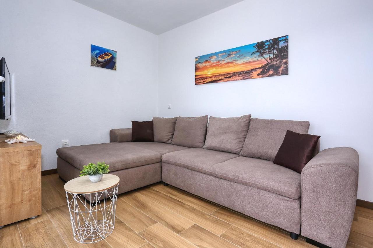 Apartments Poljak Ртина Екстер'єр фото