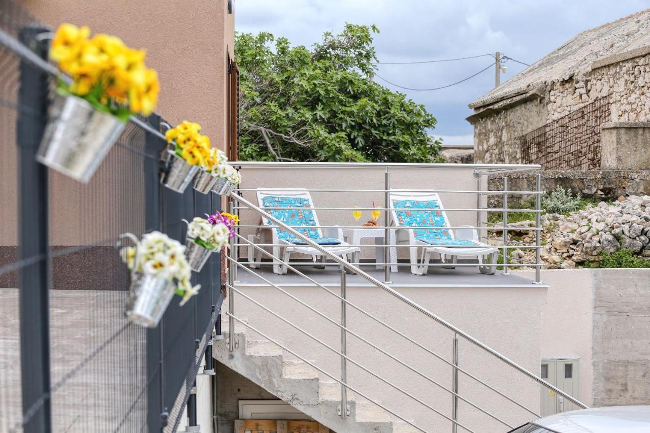 Apartments Poljak Ртина Екстер'єр фото