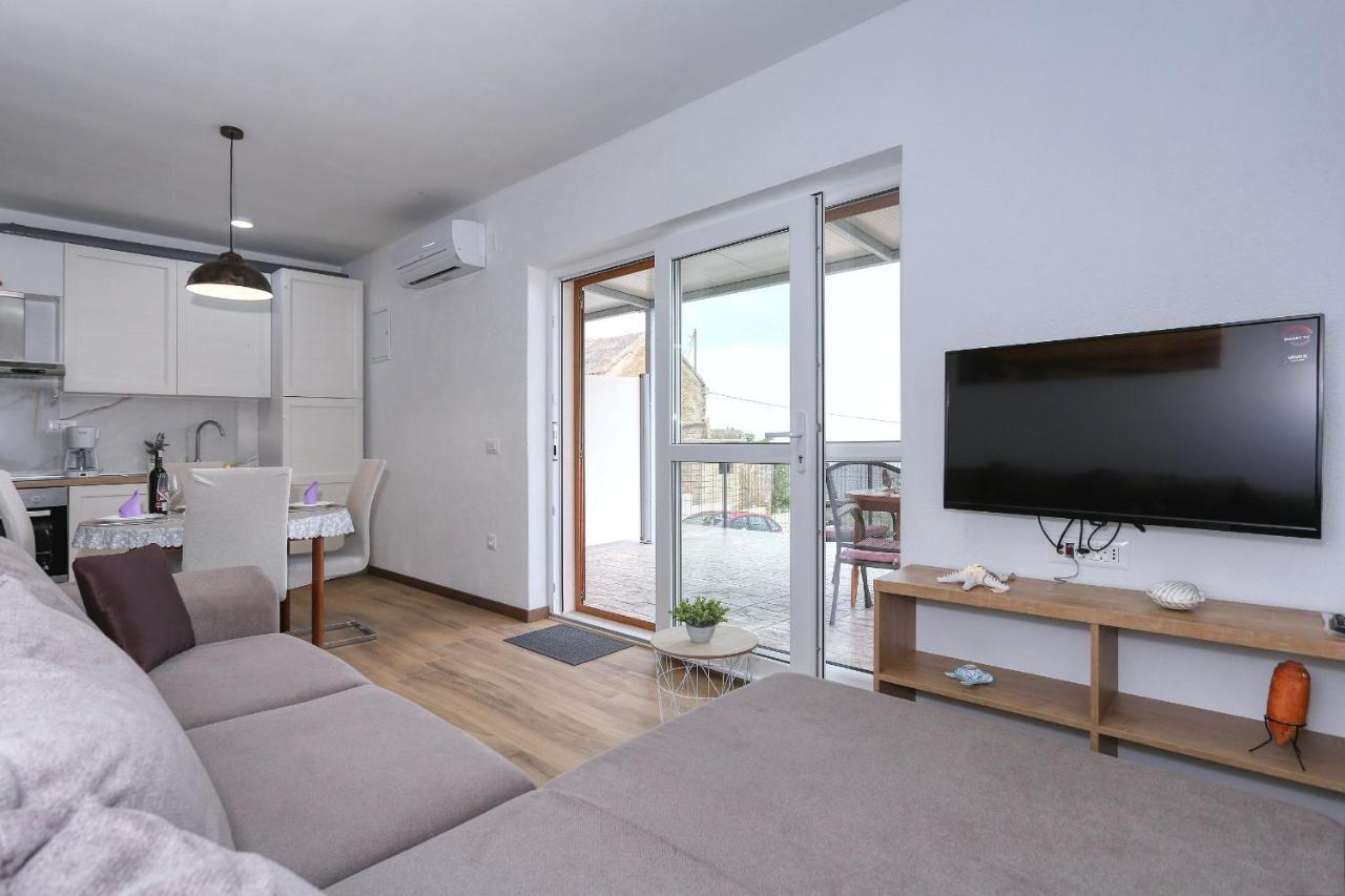 Apartments Poljak Ртина Екстер'єр фото