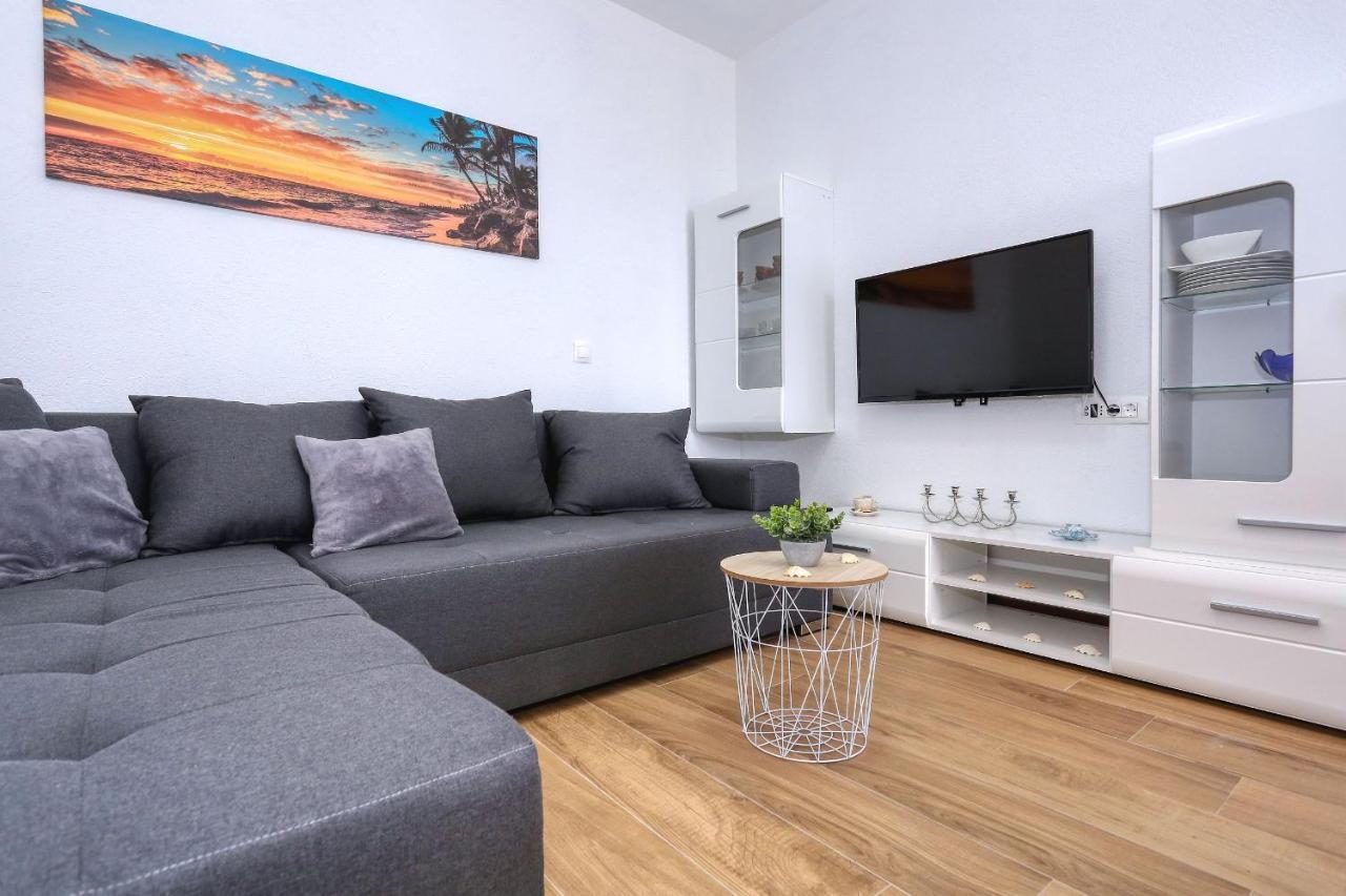 Apartments Poljak Ртина Екстер'єр фото
