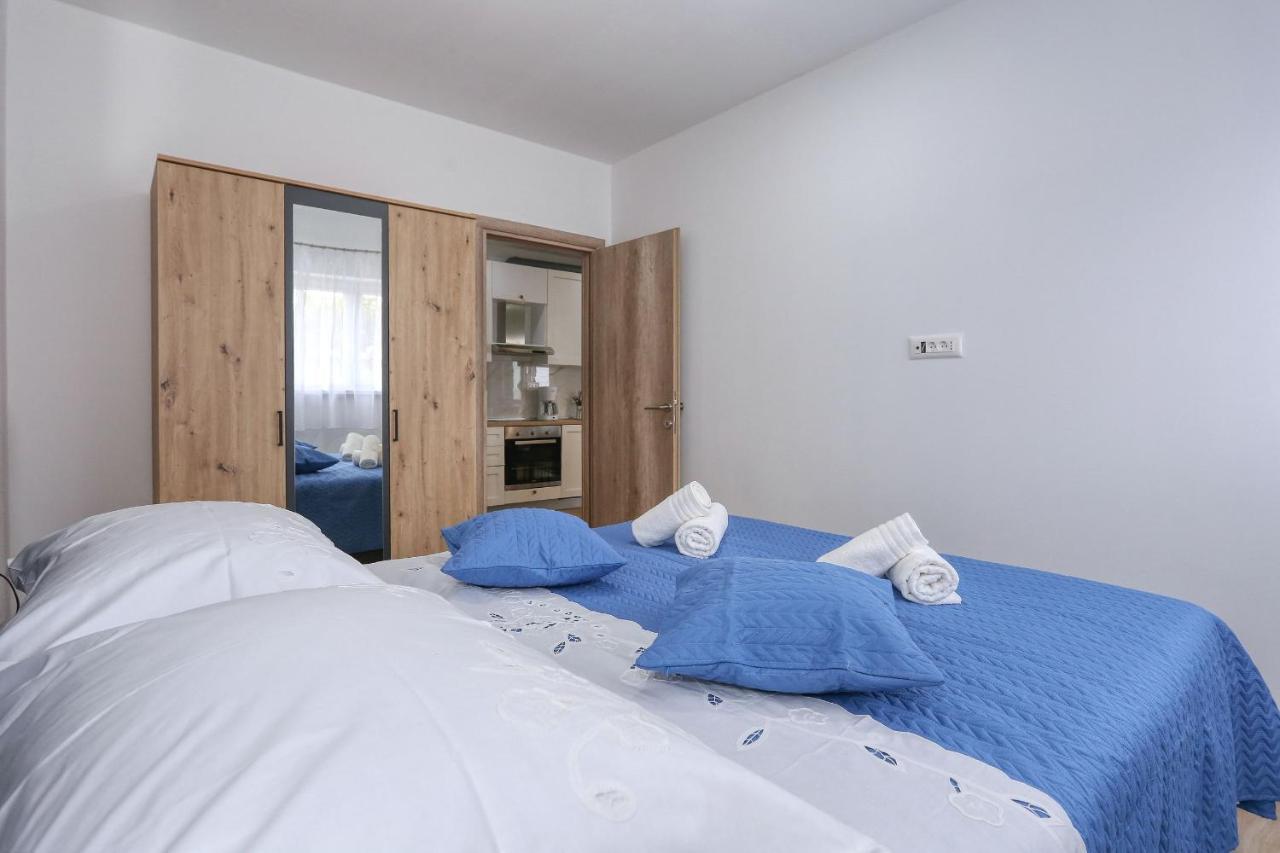 Apartments Poljak Ртина Екстер'єр фото